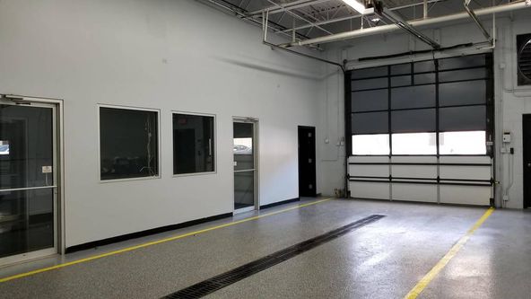 Auto Dealer / Service Facility: 6420 Joliet Rd, Countryside, IL 60525